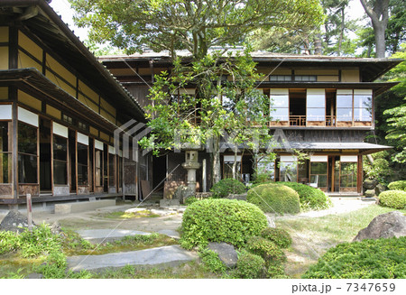 初夏の酒田・本間美術館 庭園と本館 初夏の酒田・本間美術館 庭園と本館 7347659