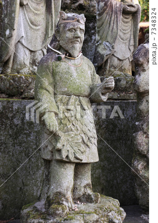 四国霊場第88番札所「大窪寺」境内の「神農神像」 四国霊場第88番札所「大窪寺」境内の「神農神像」 7348324