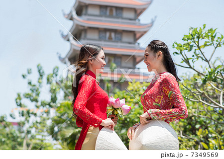 Religious conversation Religious conversation 7349569