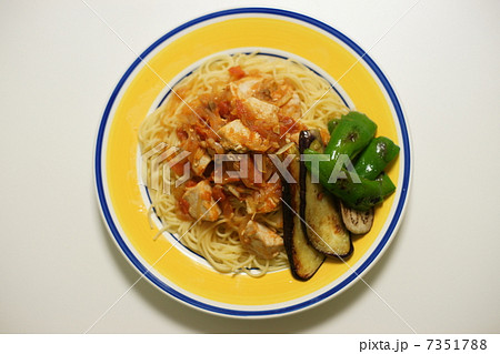 カジキマグロのトマトソーススパゲティ カジキマグロのトマトソーススパゲティ 7351788