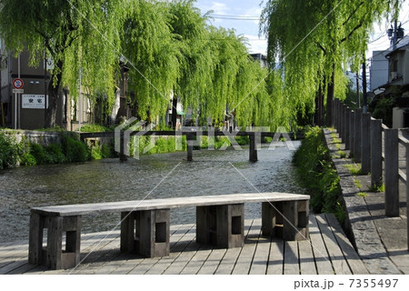 京都白川の風景 7355497