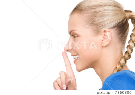 finger on lips 7360800
