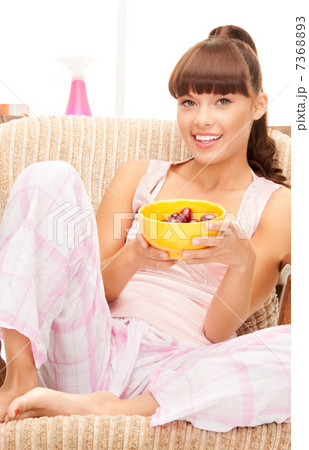 woman with cherries 7368893