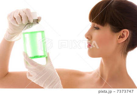 green liquid 7373747