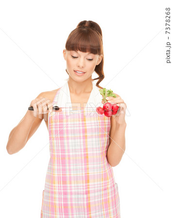 housewife with big knife and radish 7378268