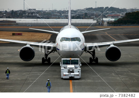 飛行機 飛行機 7382482