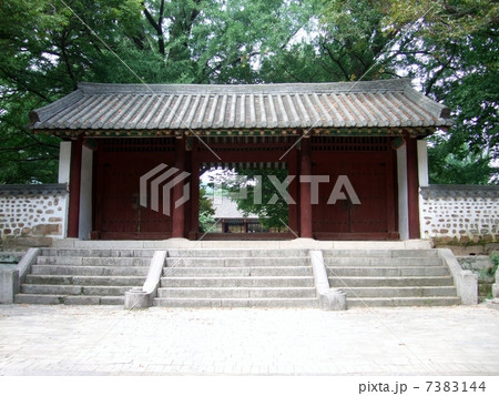 成均館（高麗博物館）の正門・開城（ケソン） 7383144