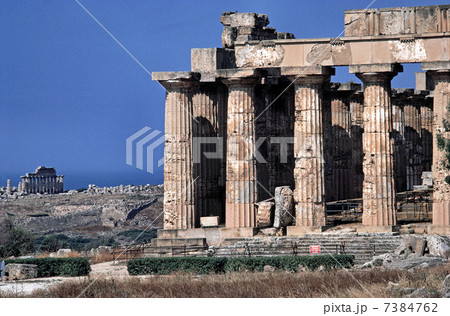 シチリアの古代ギリシャ神殿跡 7384762