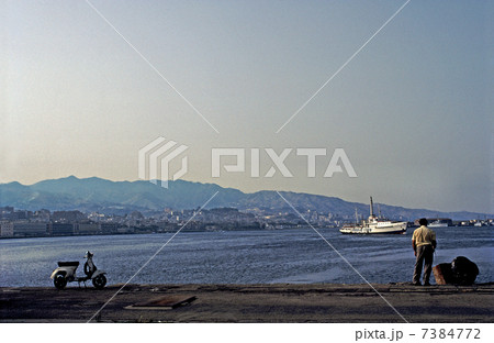 メッシーナ海峡 7384772