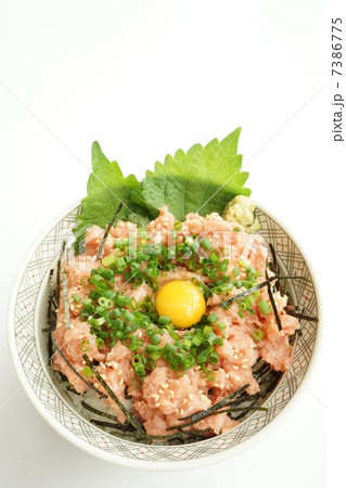 ネギトロ丼 7386775