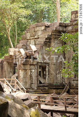 ベンメリア　遺跡　 7387666
