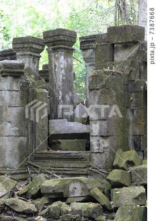 ベンメリア　遺跡　 7387668