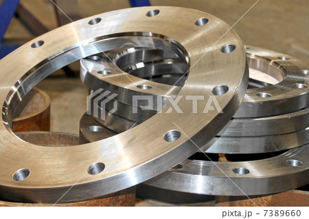 New flanges in the workshop of the plant 7389660