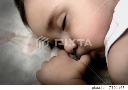 Little cute baby sleeping Little cute baby sleeping 7391163