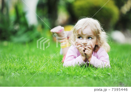 little girl 7395446