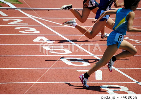 ゴールを切る 7408058