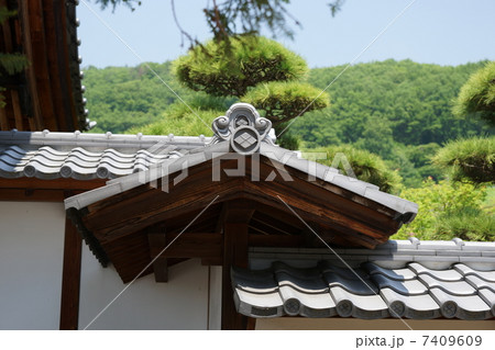 寺塀瓦 7409609
