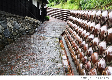 常滑 雨のやきもの散歩道 常滑 雨のやきもの散歩道 7412479