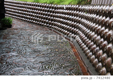 常滑 雨のやきもの散歩道 常滑 雨のやきもの散歩道 7412480