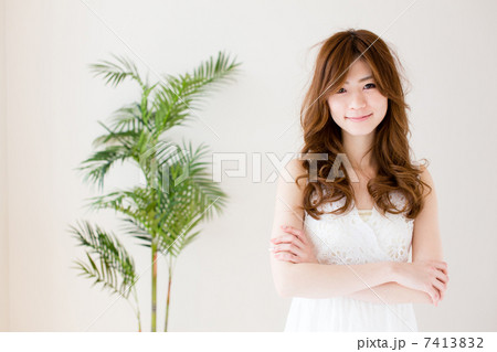 リラックスする女性 7413832