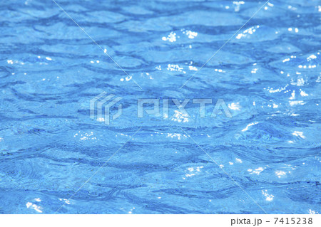 プール プール 7415238