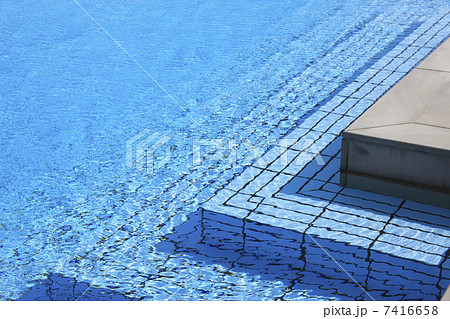 プール 7416658
