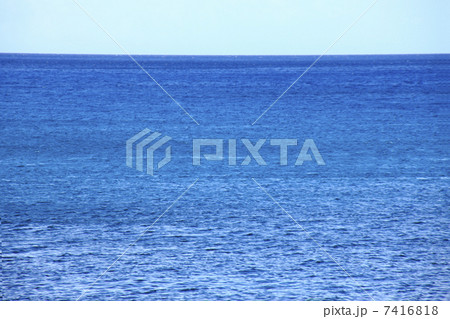 屋久島から見る水平線 7416818