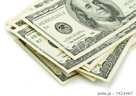 One hundred dollar bills 7423467