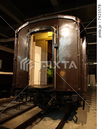 オハ35形式客車 オハ35形式客車 7423578