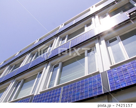 壁付け太陽光発電 壁付け太陽光発電 7425157