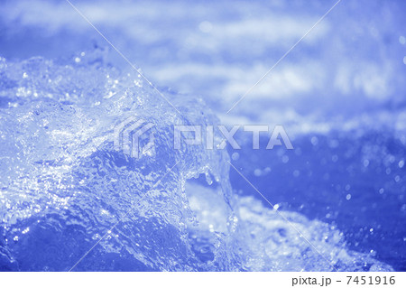 噴水の水 噴水の水 7451916