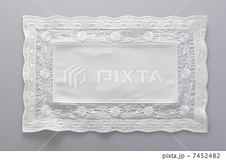 レースのランチョンマット 7452482