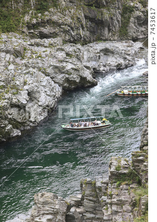 大歩危峡と遊覧船 7453617