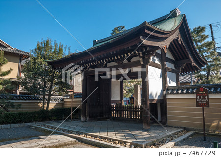建仁寺　勅使門 7467729