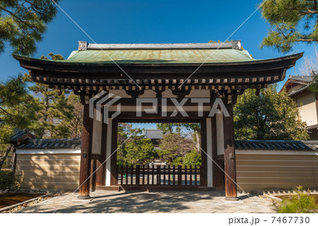 建仁寺　勅使門 7467730