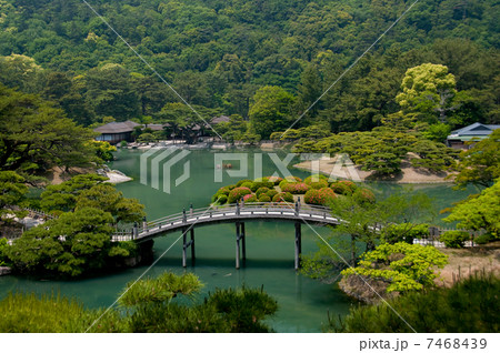 栗林公園　飛来峰からの風景 7468439
