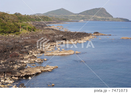長崎　下五島　鐙瀬溶岩海岸 7471073
