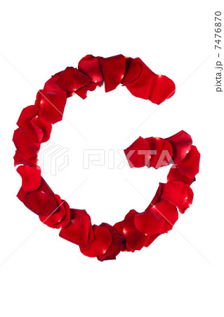 Letter G made of roses petals Letter G made of roses petals 7476870