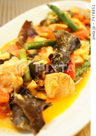 鮭とトマトの卵炒め 7478851