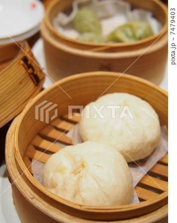 肉まん 7479403