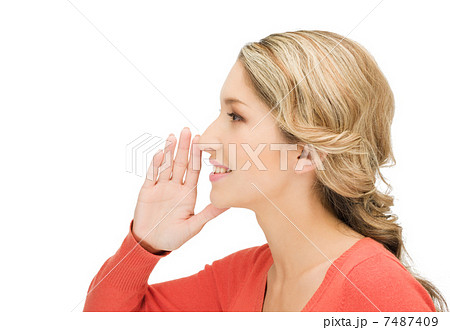 woman whispering gossip 7487409