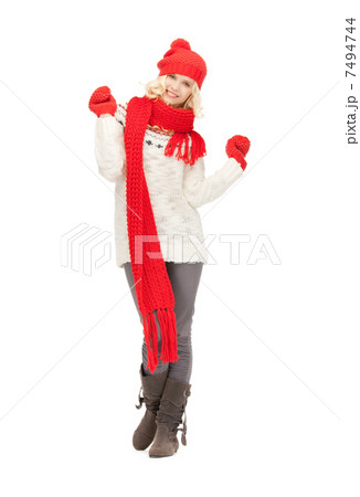 beautiful woman in hat, muffler and mittens 7494744