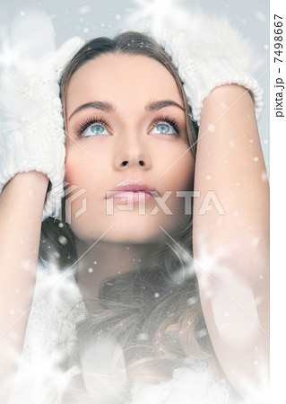 beautiful woman in white gloves 7498667