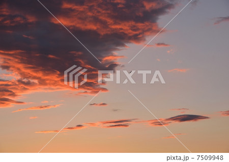 夕焼け 7509948