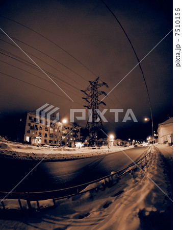 city ​​at night 7510156