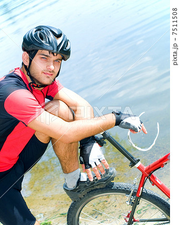 cyclist cyclist 7511508