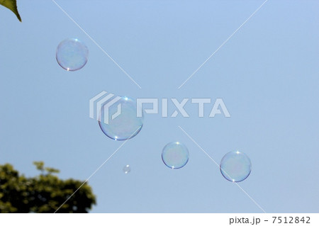 シャボン玉と空 シャボン玉と空 7512842