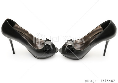 black shoes black shoes 7513487
