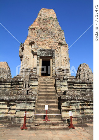 プレ・ループの中央祠堂 7515471