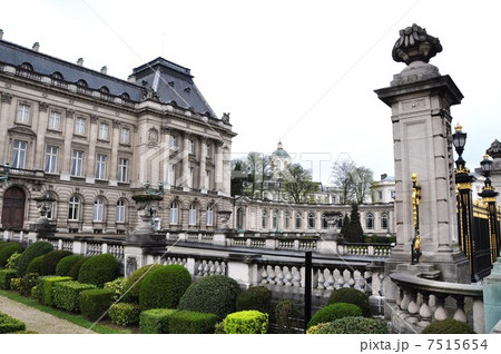 王宮　街並み　ブリュッセル 7515654